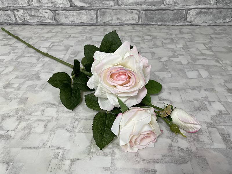 Роза с силиконовым покрытием бело-розовый