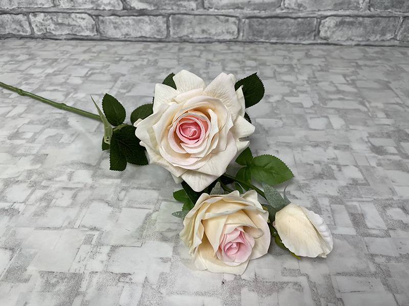 Роза с силиконовым покрытием персиковая